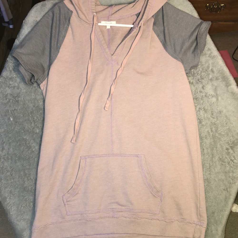 Maurice’s tunic short sleeve with hood!